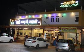 Kumaran Hotel